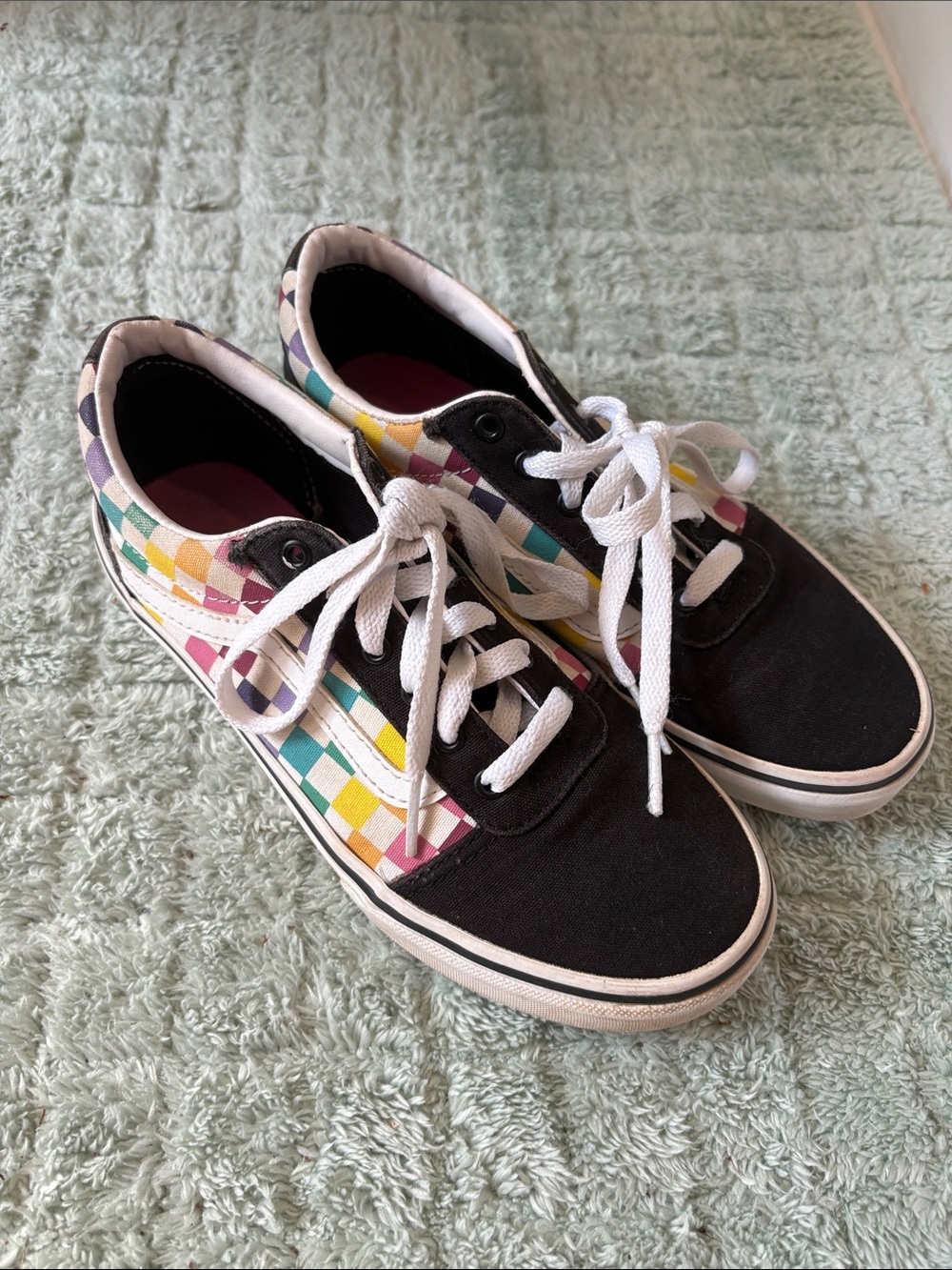 Kids vans size 3